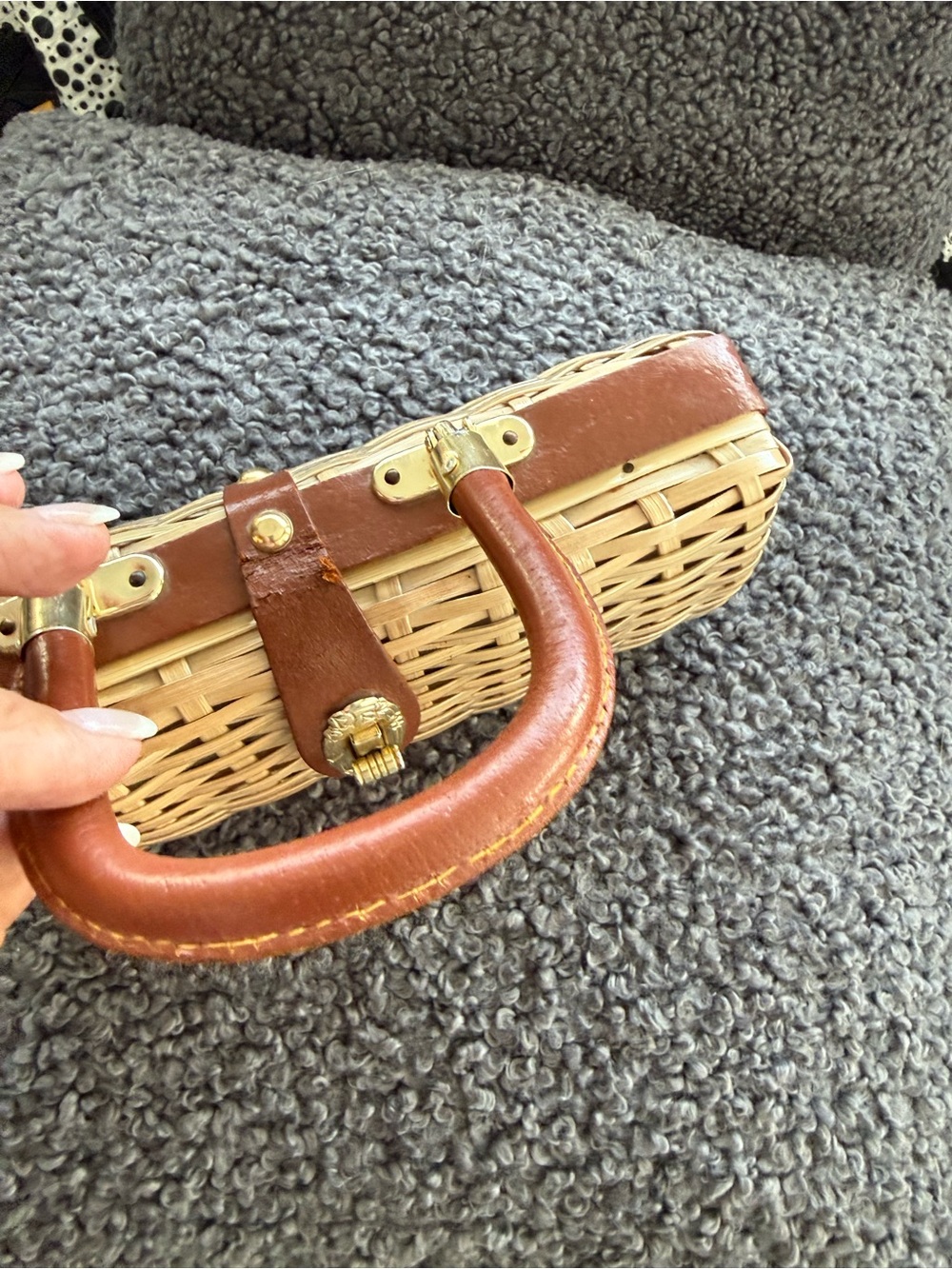 Vintage Woven Rattan Handbag with Brown Leather Trim - Picture 4 of 11